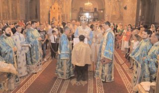 Slujire arhiereasc i hirotonii la Catedrala din Trgovite